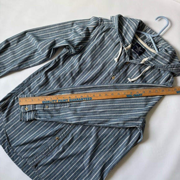 American Eagle Men’s Outfitters Blue and White Casual Button Down Shirt medium - Picture 11 of 11